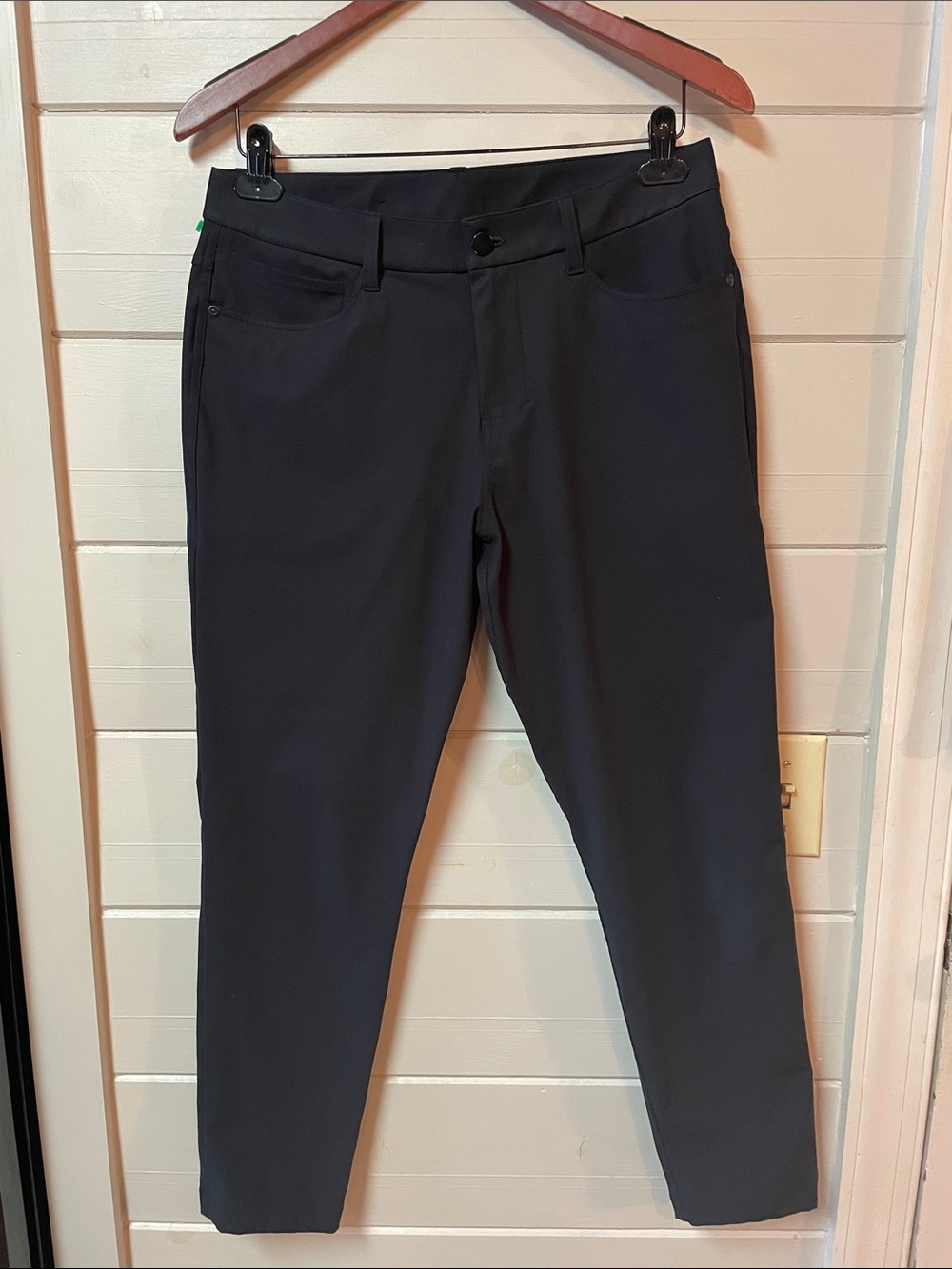Lululemon Men’s ABC Pants Black Size 30.